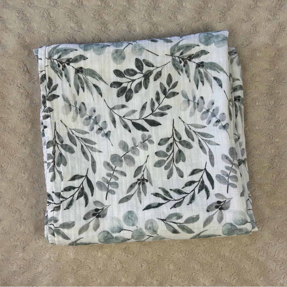 Miaoberry Eucalyptus Baby Swaddle Blanket Green Leaves White Muslin Organic